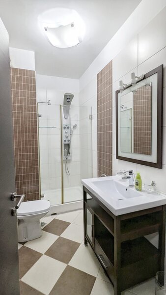 Primaverii-Floreasca, 3 camere 131 mp 2 Bai, Centrala, Parcare, Negociabil